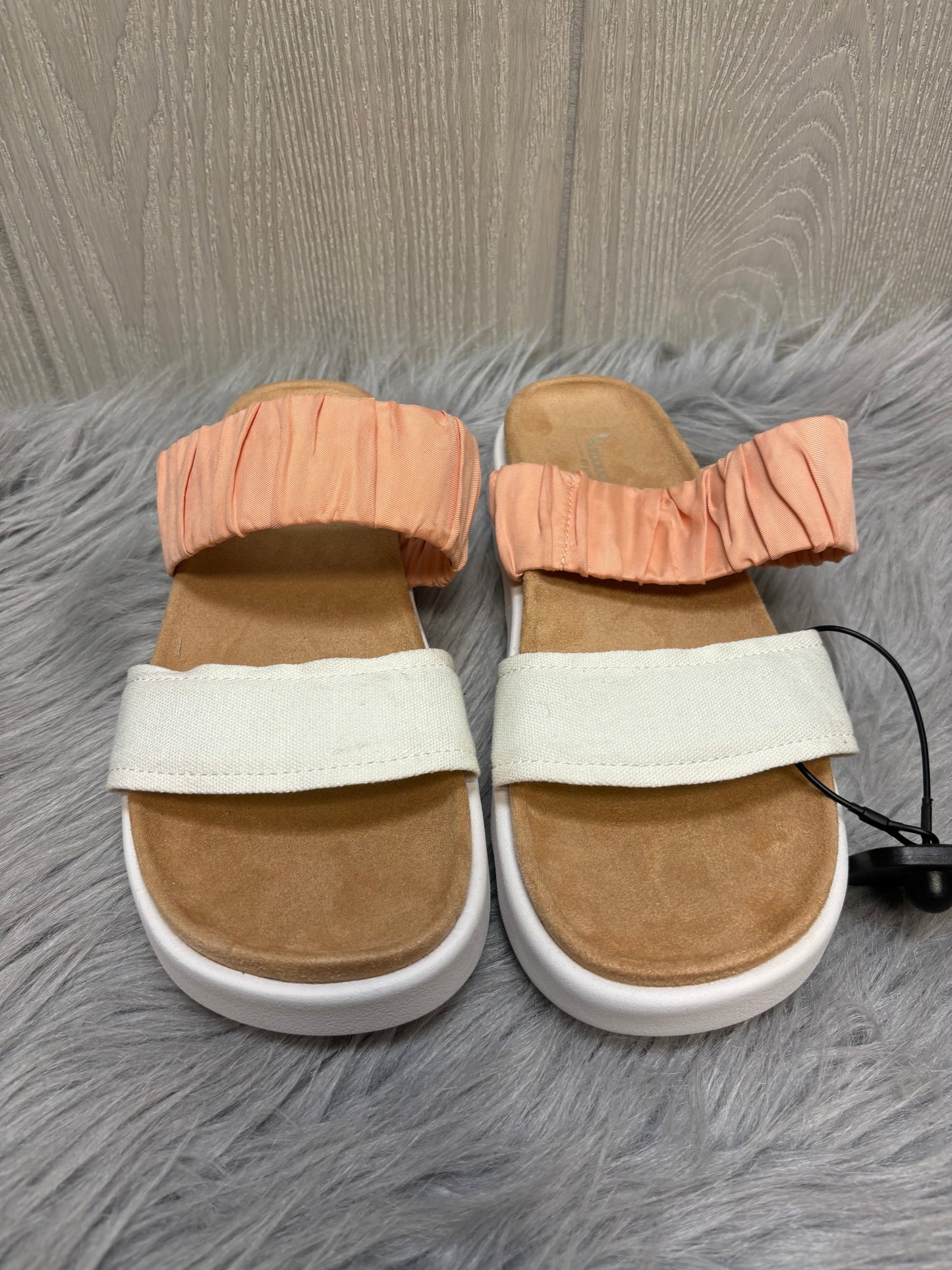Multi-colored Sandals Flats Koolaburra By Ugg, Size 7.5