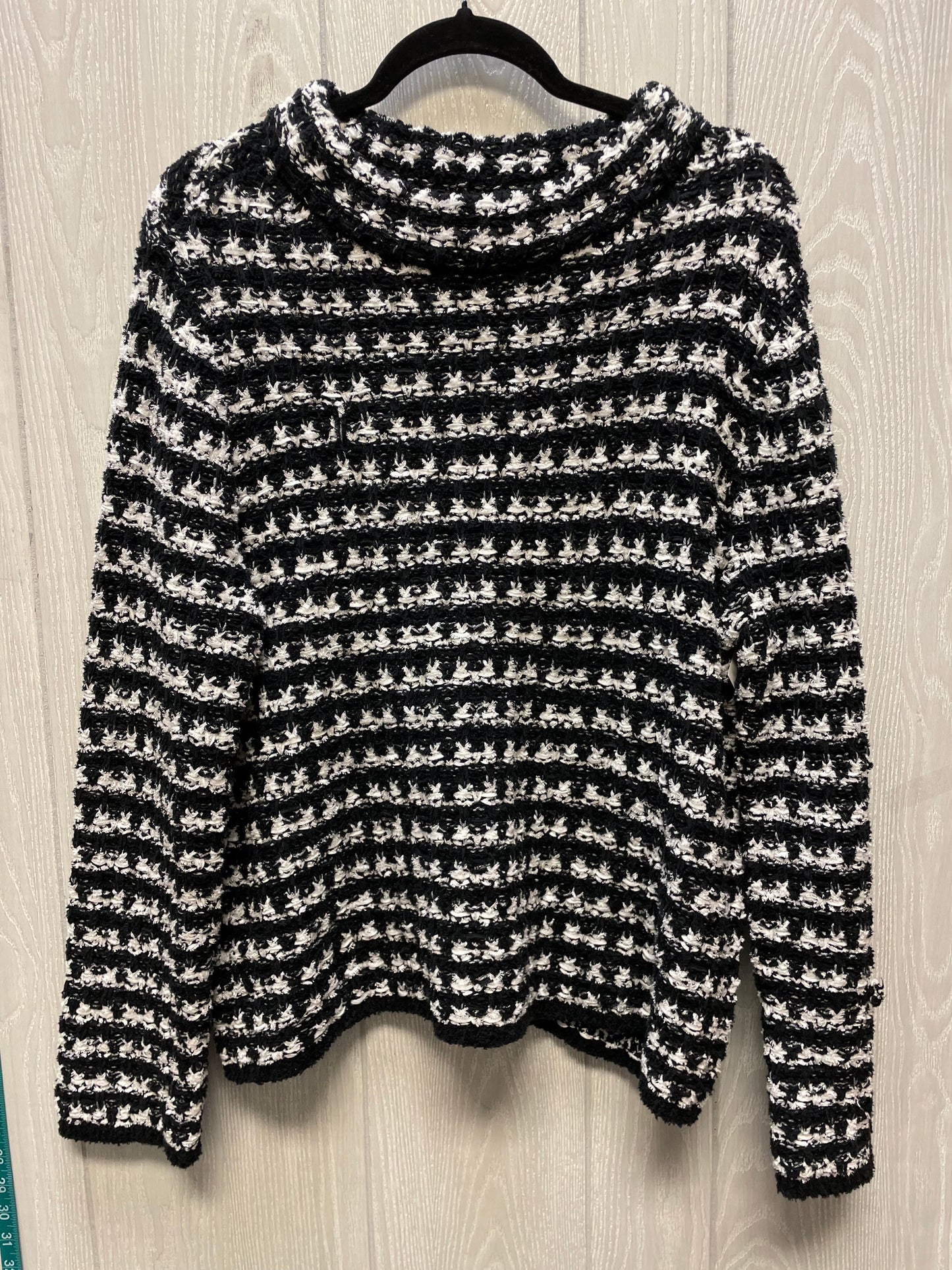 Sweater By Ann Taylor In Black & White, Size: L