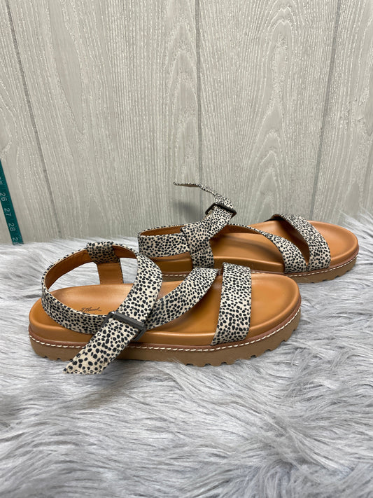 Sandals Flats By Universal Thread In Animal Print, Size: 7.5