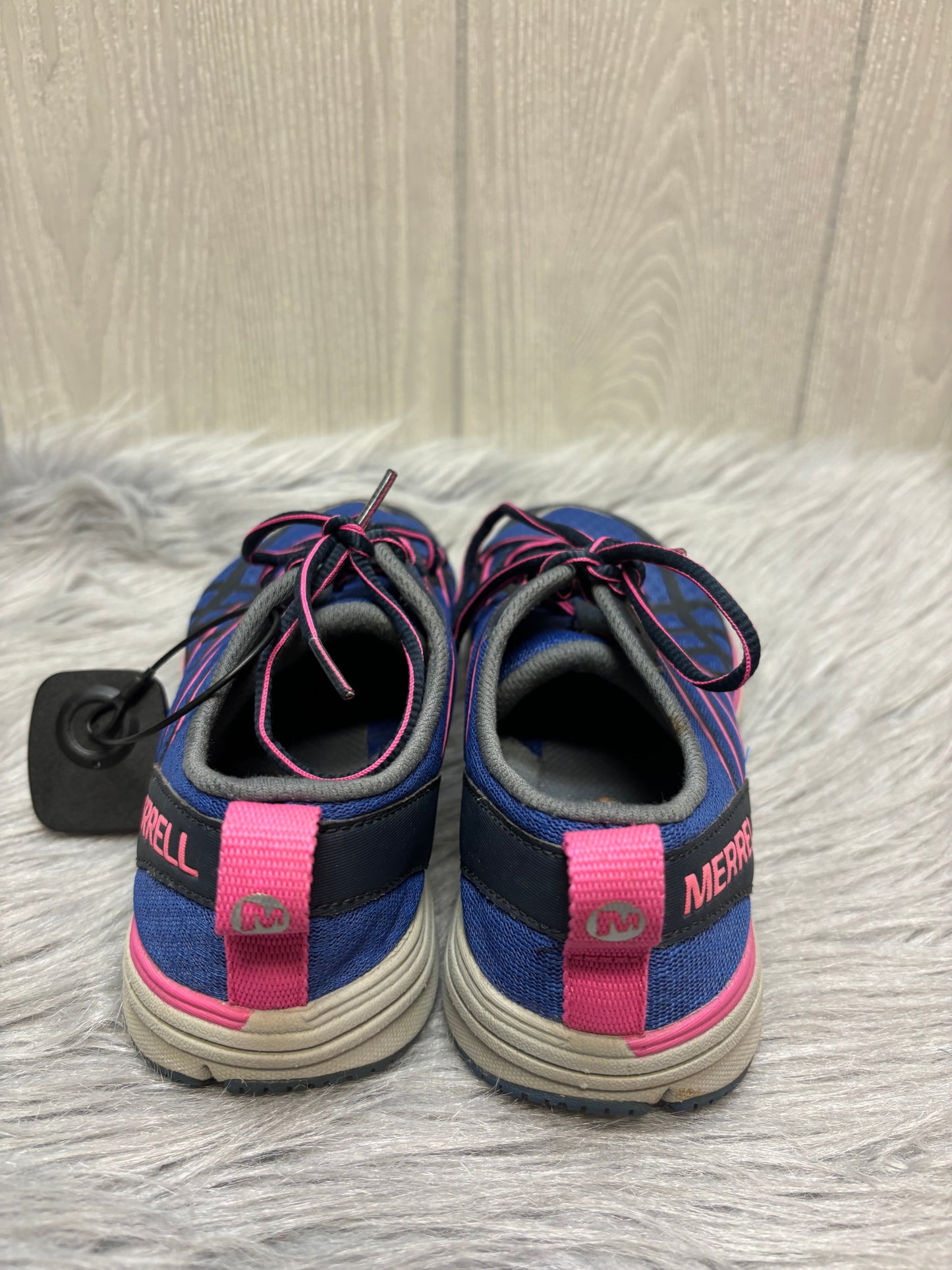 Shoes Sneakers By Merrell In Blue & Pink, Size: 8.5