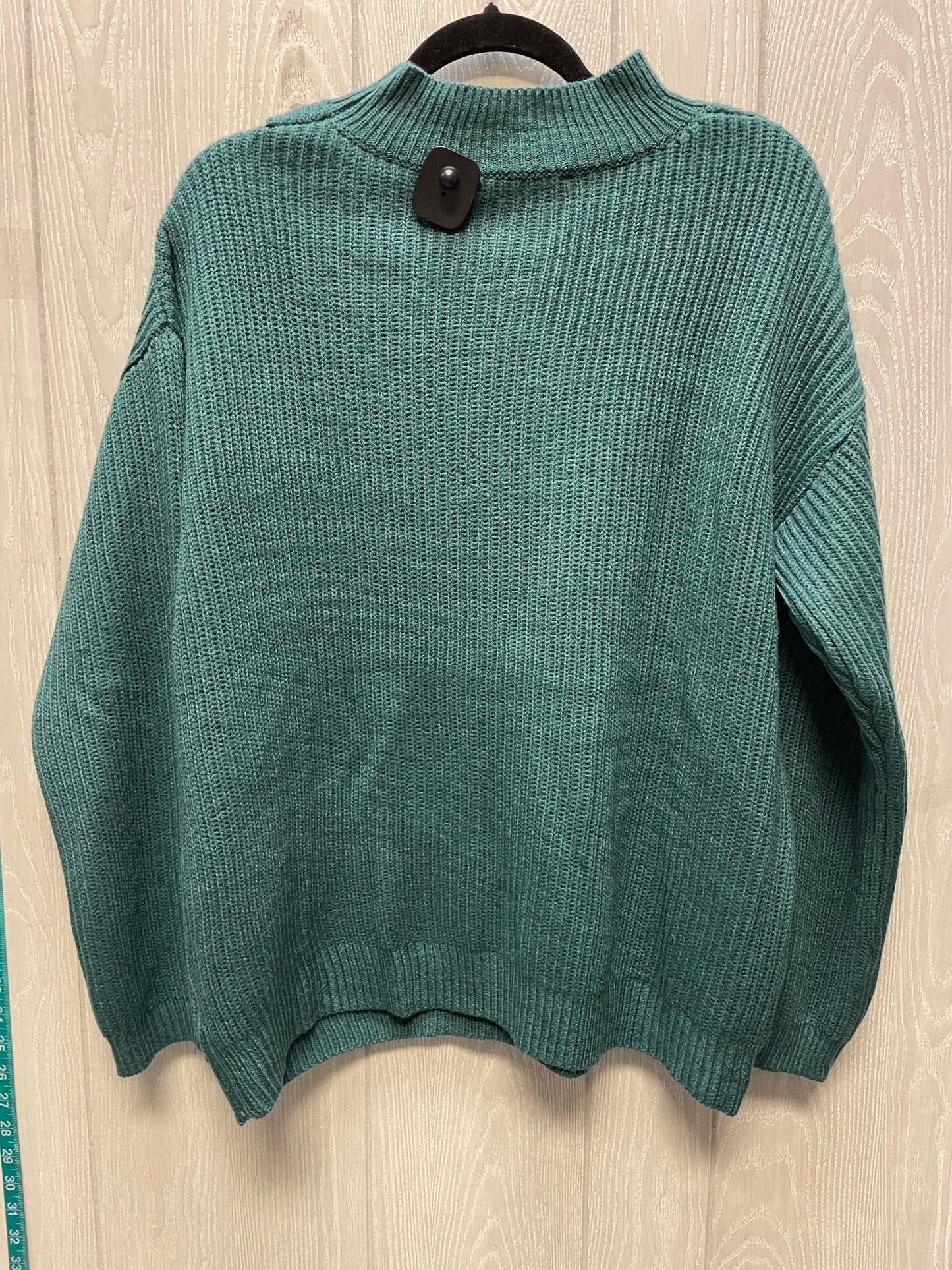 Sweater By Astr In Green, Size: Xl