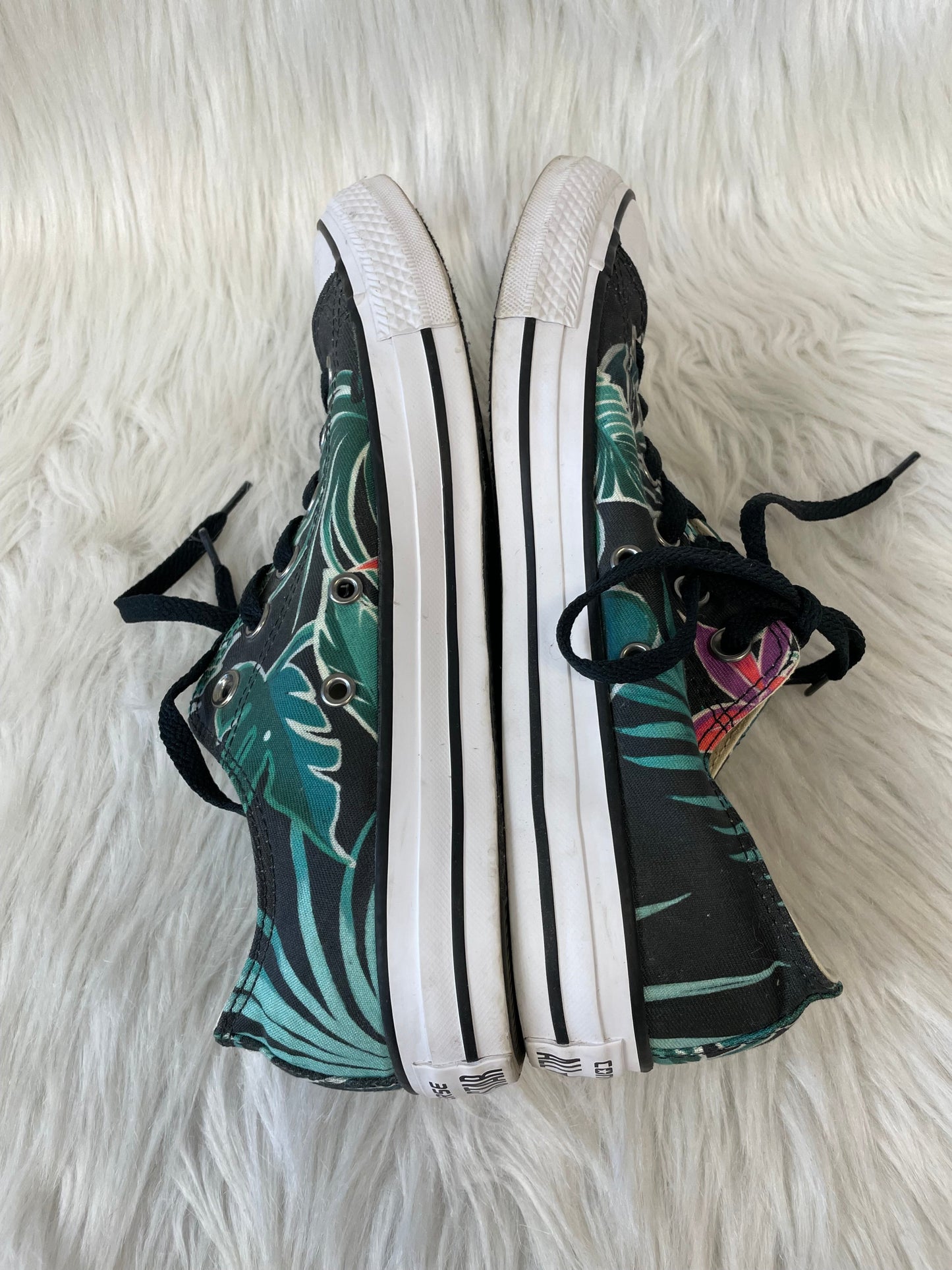 Shoes Sneakers By Converse In Tropical Print, Size: 9