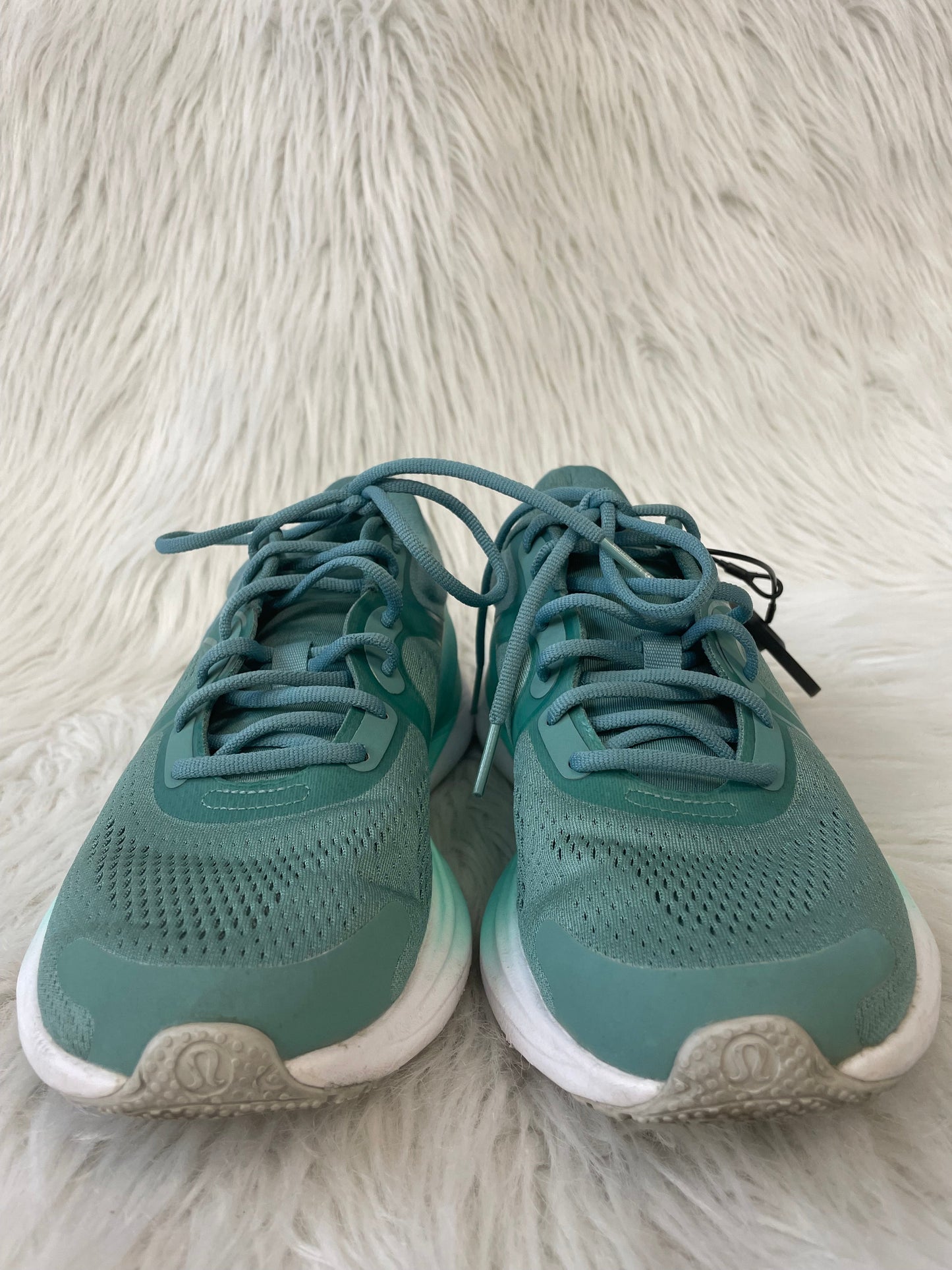 Shoes Athletic By Lululemon In Green, Size: 7.5