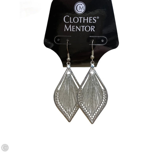 Earrings Dangle/drop By Clothes Mentor