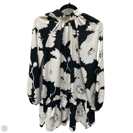 Dress Casual Short By H&m In Black & White, Size: S