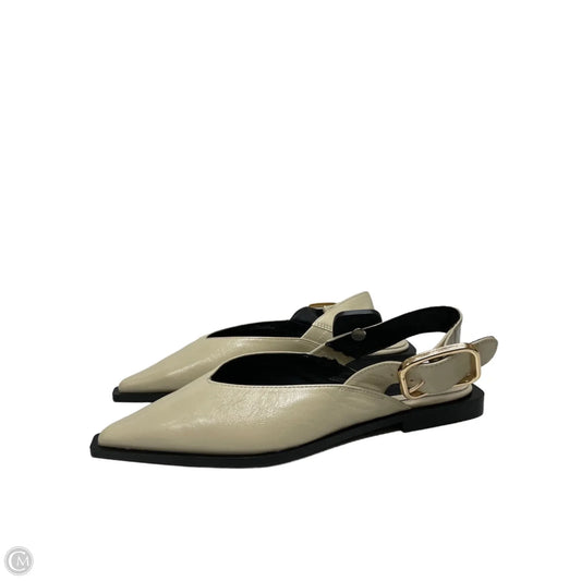 Shoes Flats By Steve Madden In Beige, Size: 8