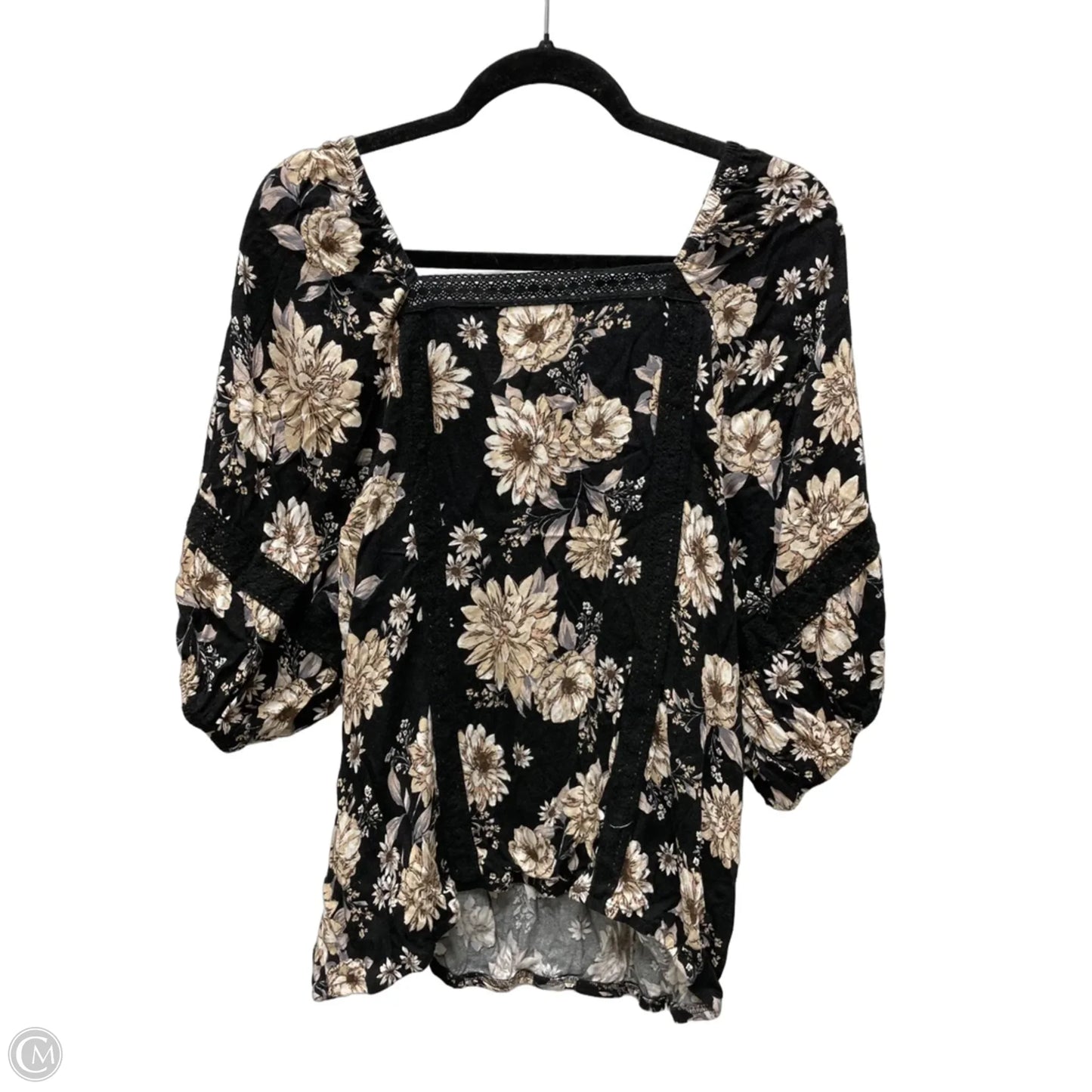 Top Short Sleeve By Maurices In Floral Print, Size: Xl