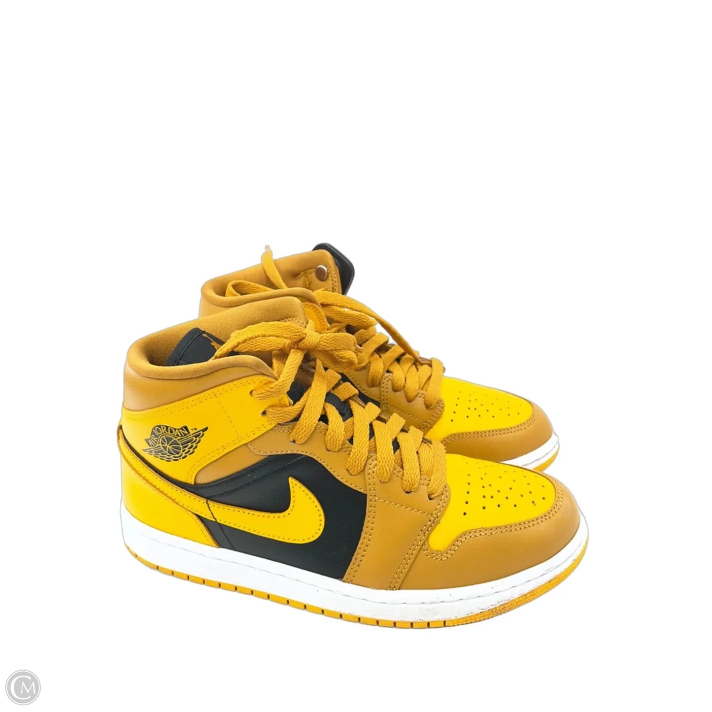 Shoes Luxury Designer By Jordan In Black & Yellow, Size: 8.5