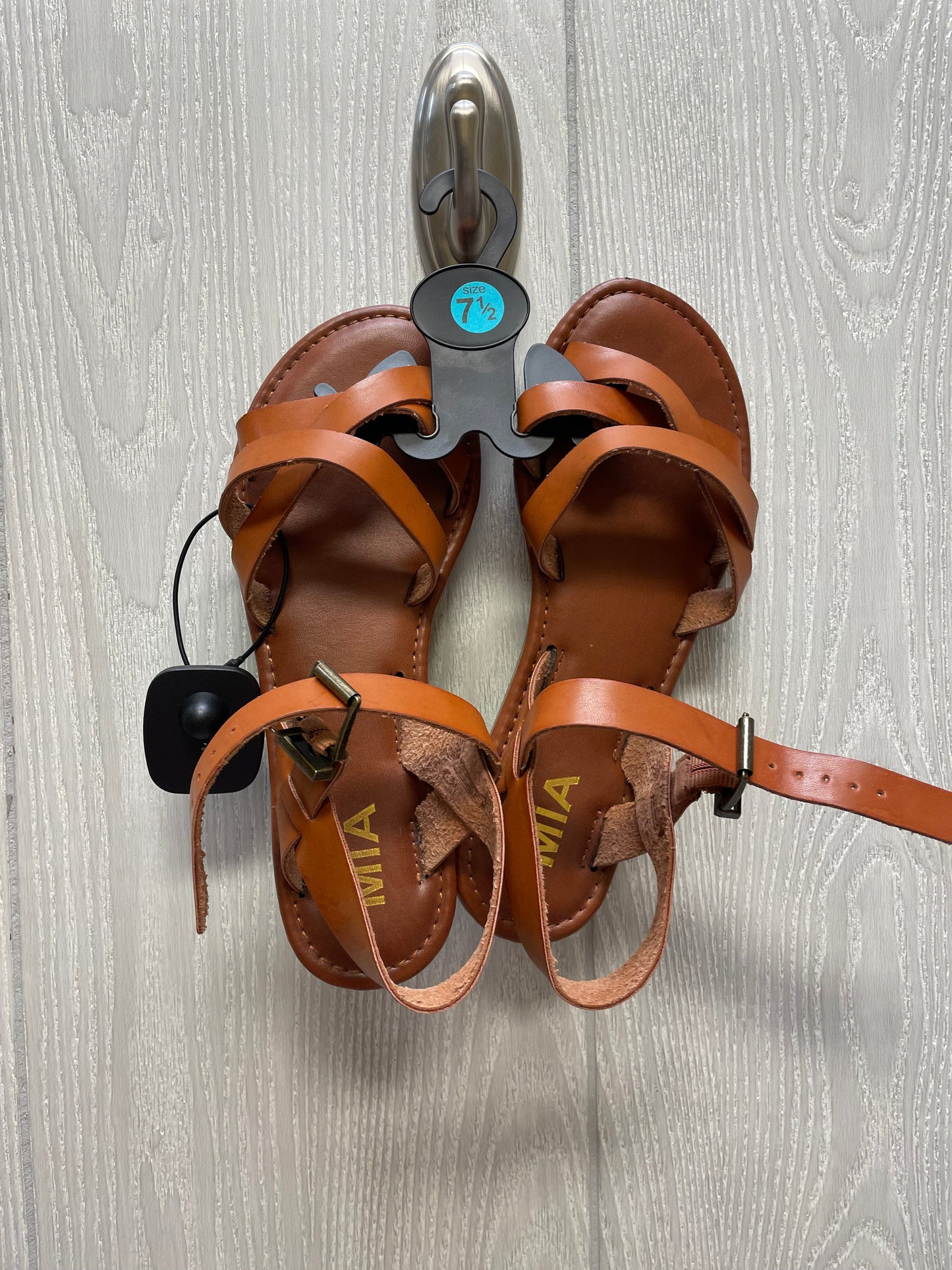 Brown Sandals Flats Mia, Size 7.5