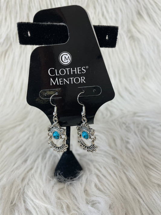 Earrings Dangle/drop By Clothes Mentor