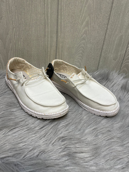 White Shoes Sneakers Hey Dude, Size 8