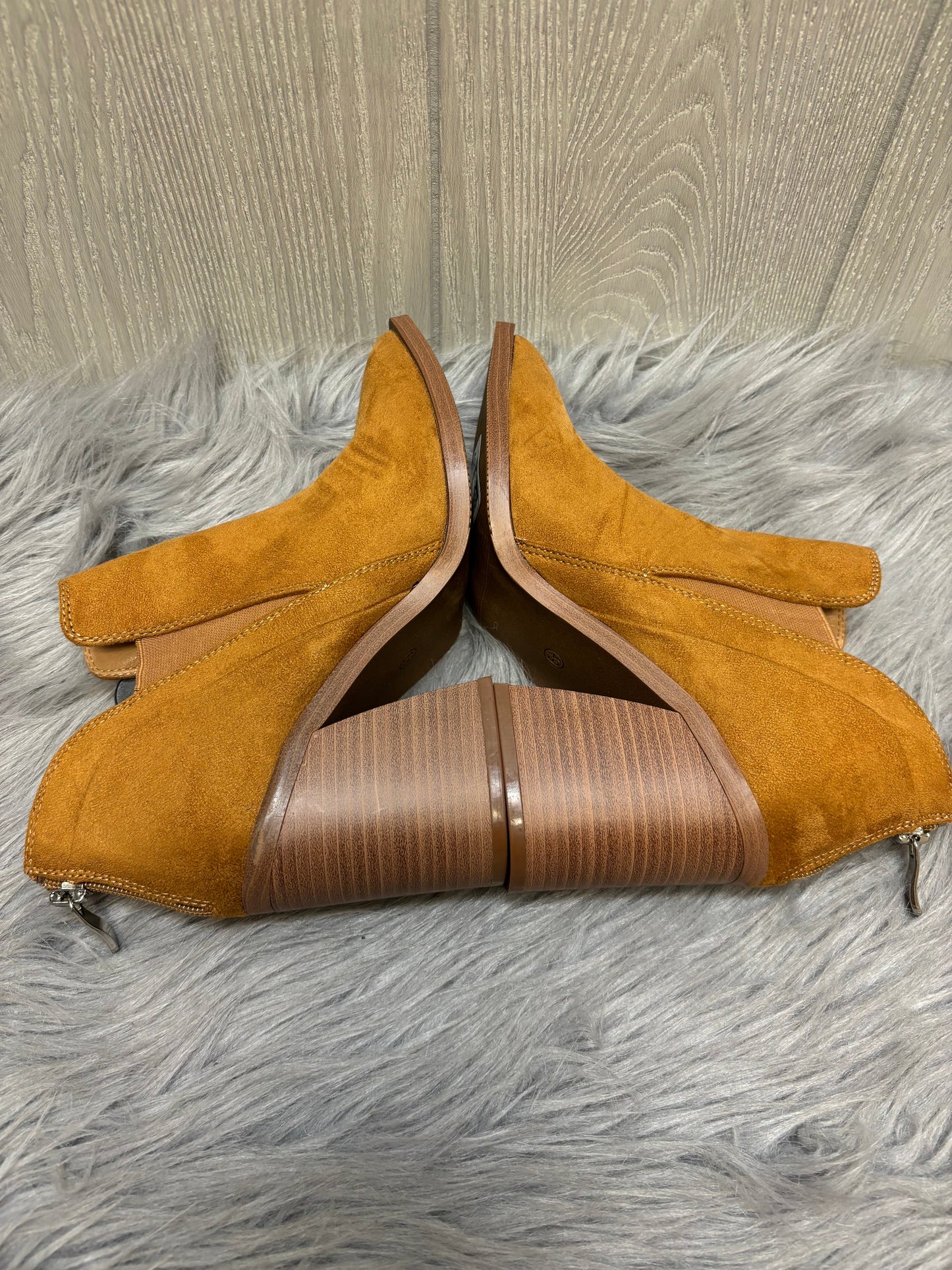 Tan Boots Ankle Heels Clothes Mentor, Size 6.5