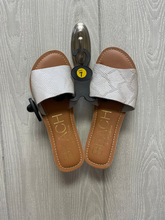 Grey & Tan Sandals Flats Matisse, Size 7