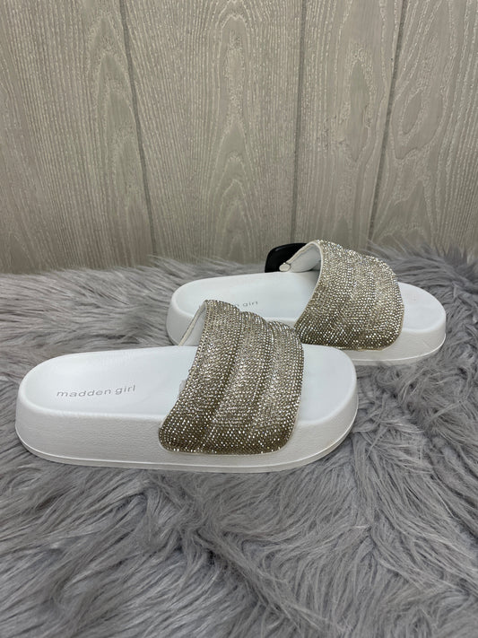 Sandals Heels Platform By Madden Girl In Silver & White, Size: 7