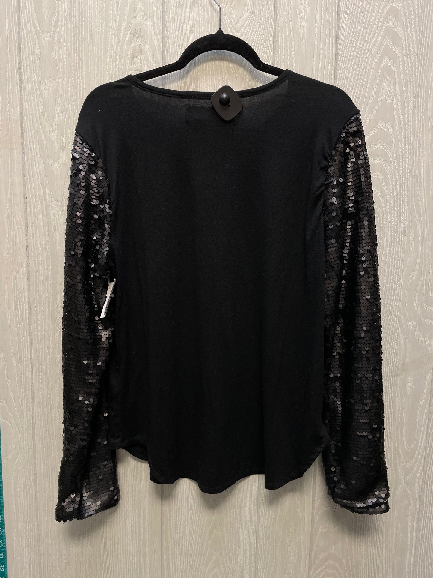 Top Long Sleeve By Cupio In Black, Size: L