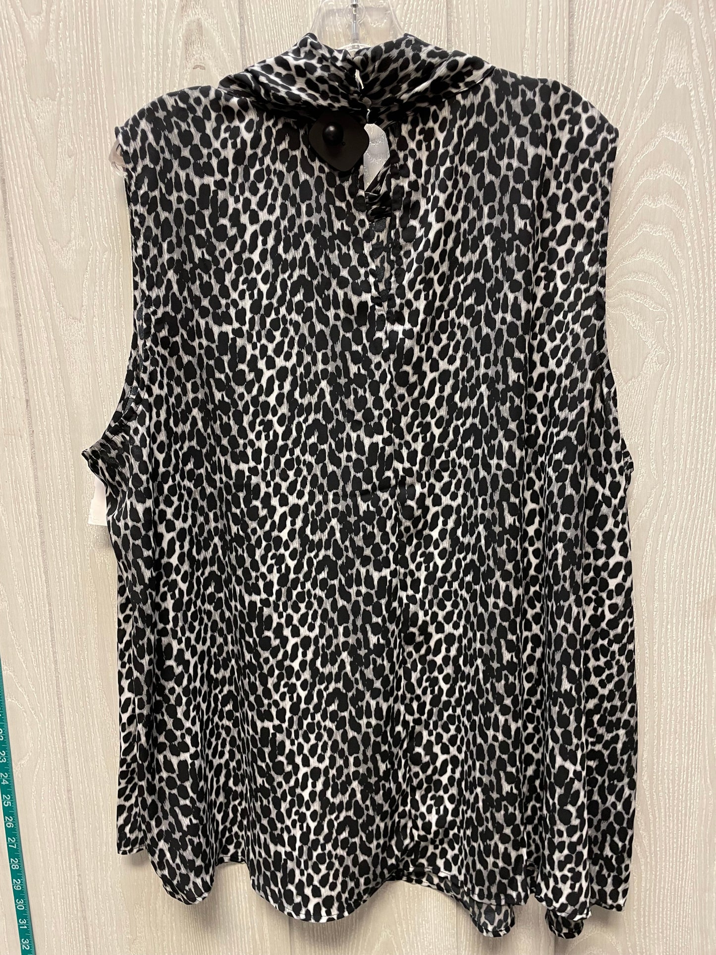 Blouse Sleeveless By Torrid In Animal Print, Size: 2x