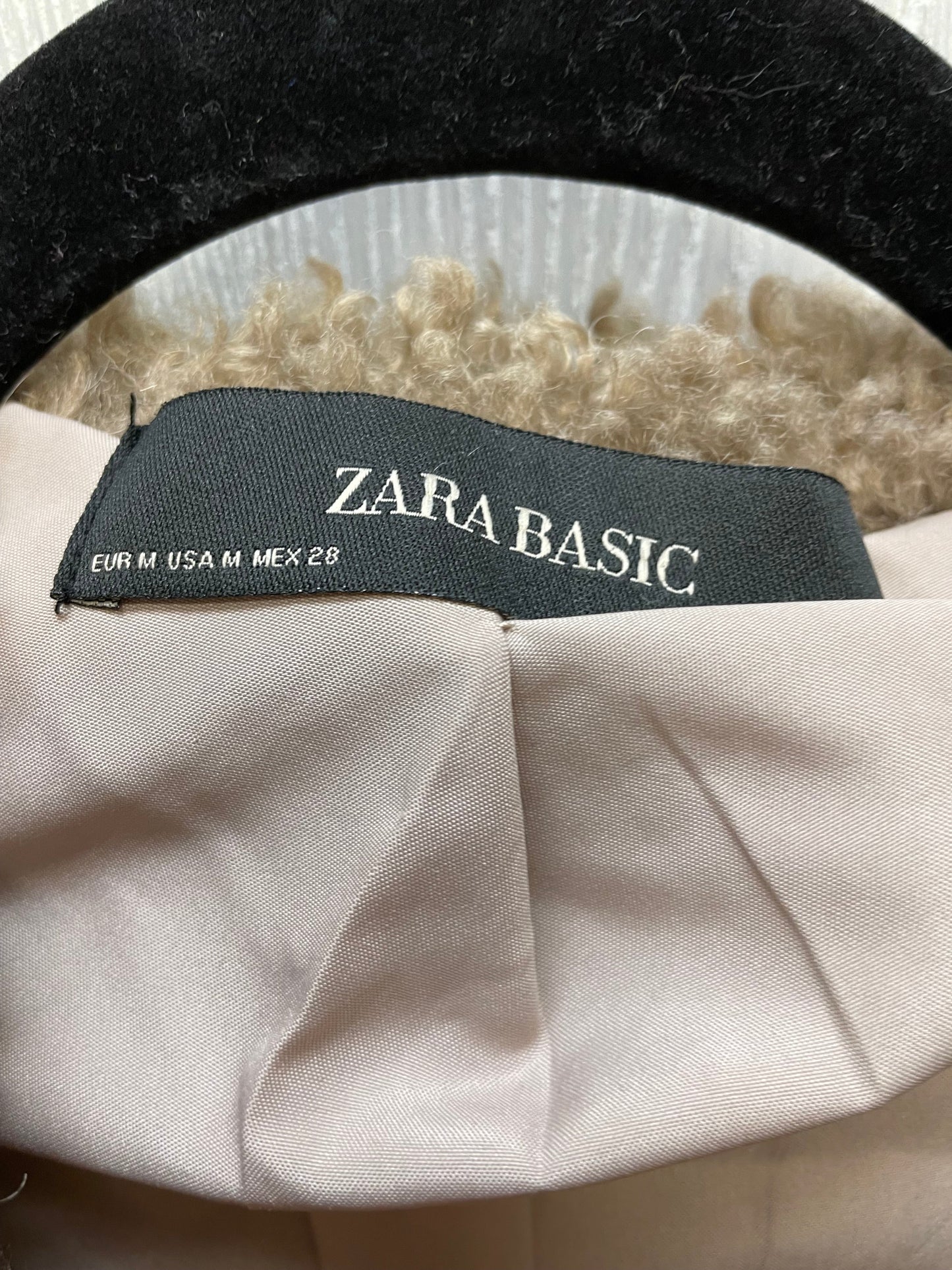 Coat Faux Fur & Sherpa By Zara Basic In Tan, Size: M