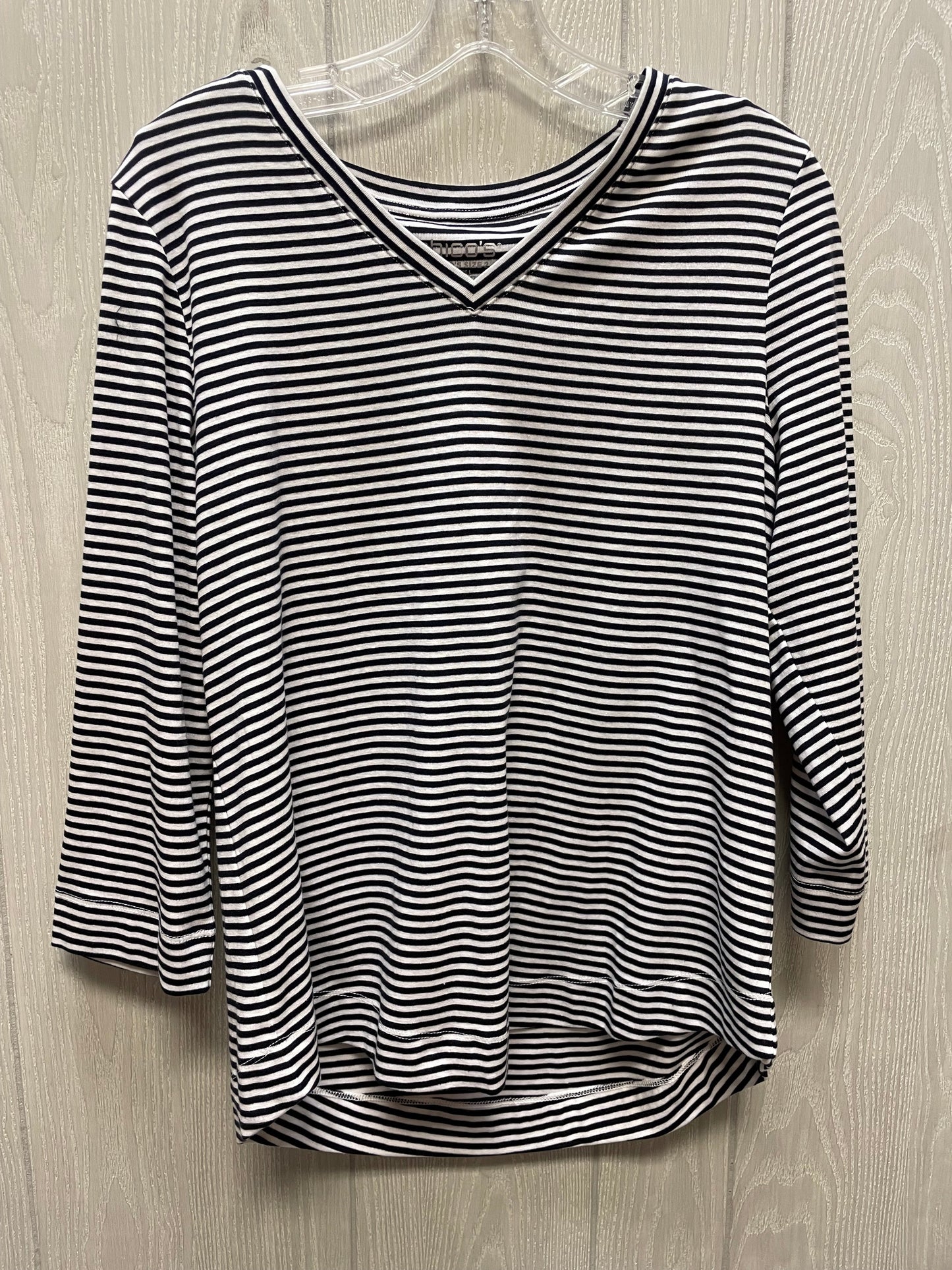 Top 3/4 Sleeve By Chicos In Striped Pattern, Size: L