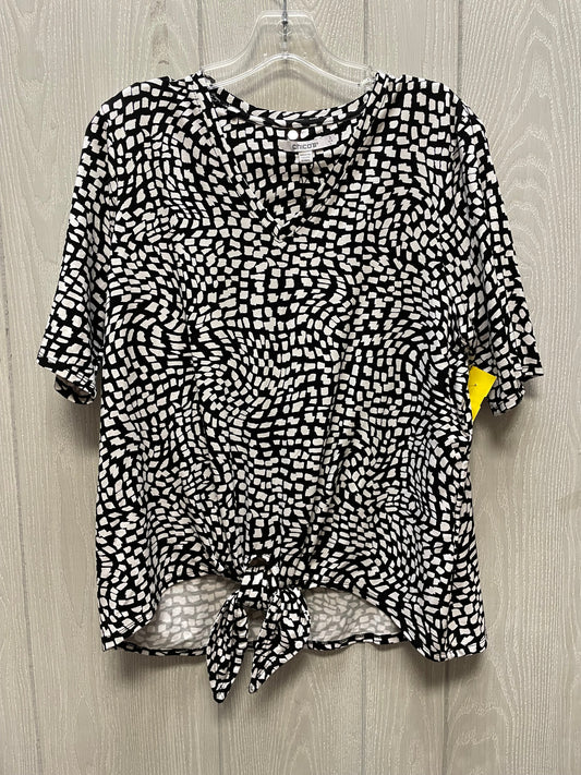 Top Short Sleeve By Chicos In Black & White, Size: L