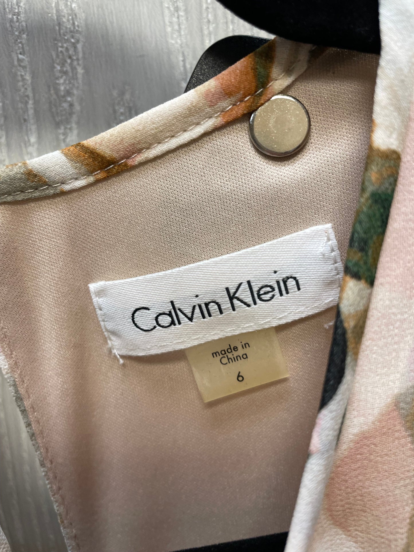 Dress Casual Short By Calvin Klein In Floral Print, Size: S