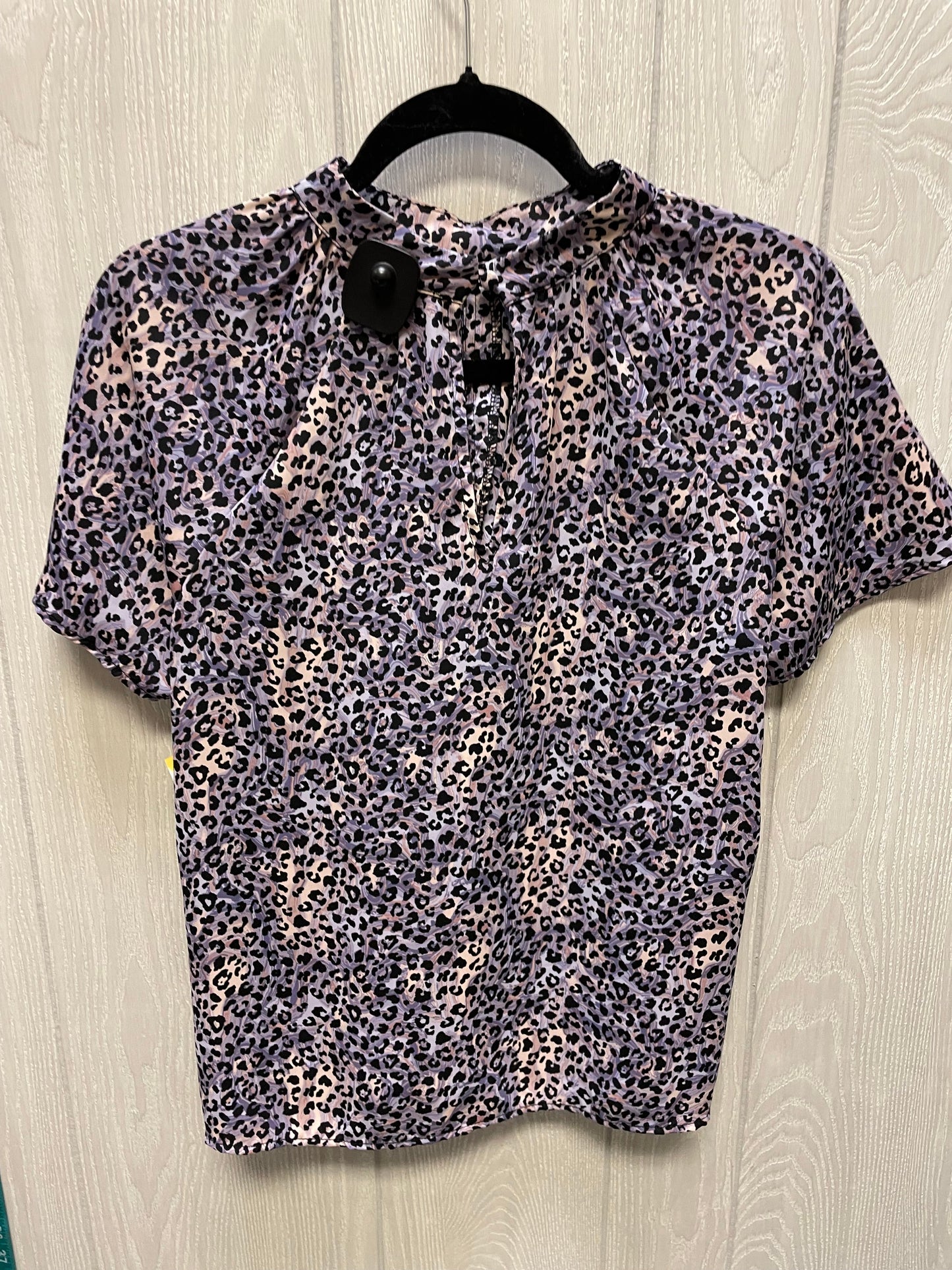 Blouse Short Sleeve By Peyton Jensen In Animal Print, Size: S