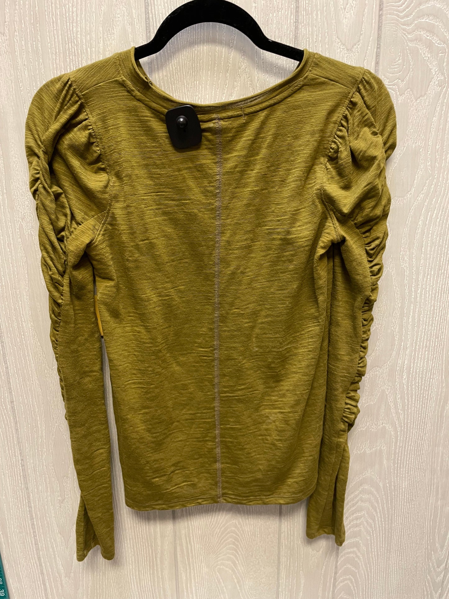 Top Long Sleeve By We The Free In Green, Size: Xs