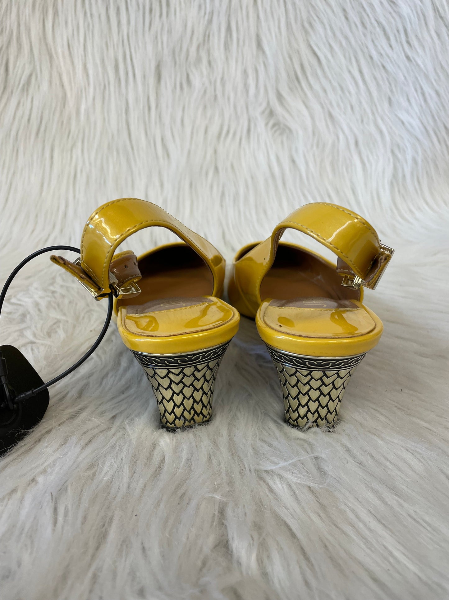 Shoes Heels Kitten By J Renee In Yellow, Size: 7