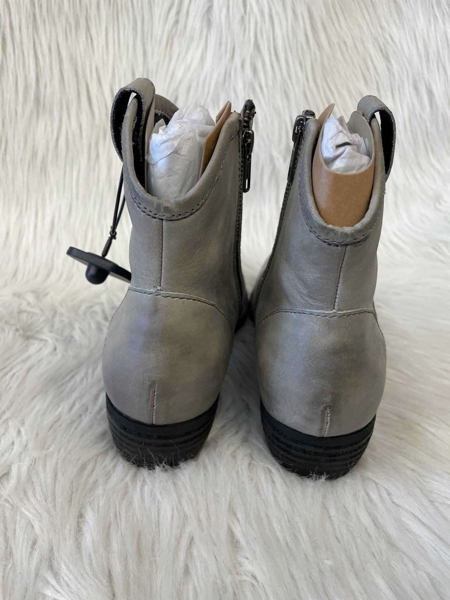 Boots Leather By Born In Grey, Size: 9