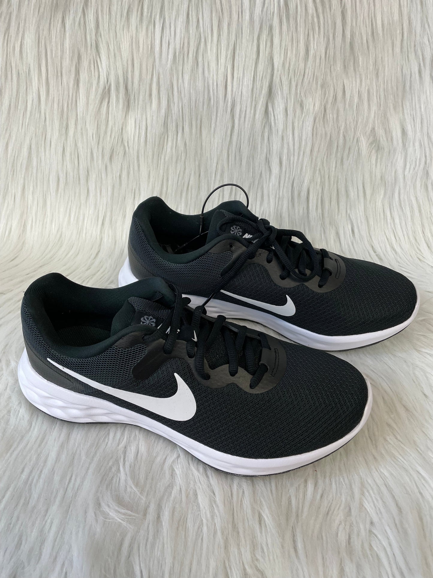 Shoes Athletic By Nike In Black & White, Size: 10