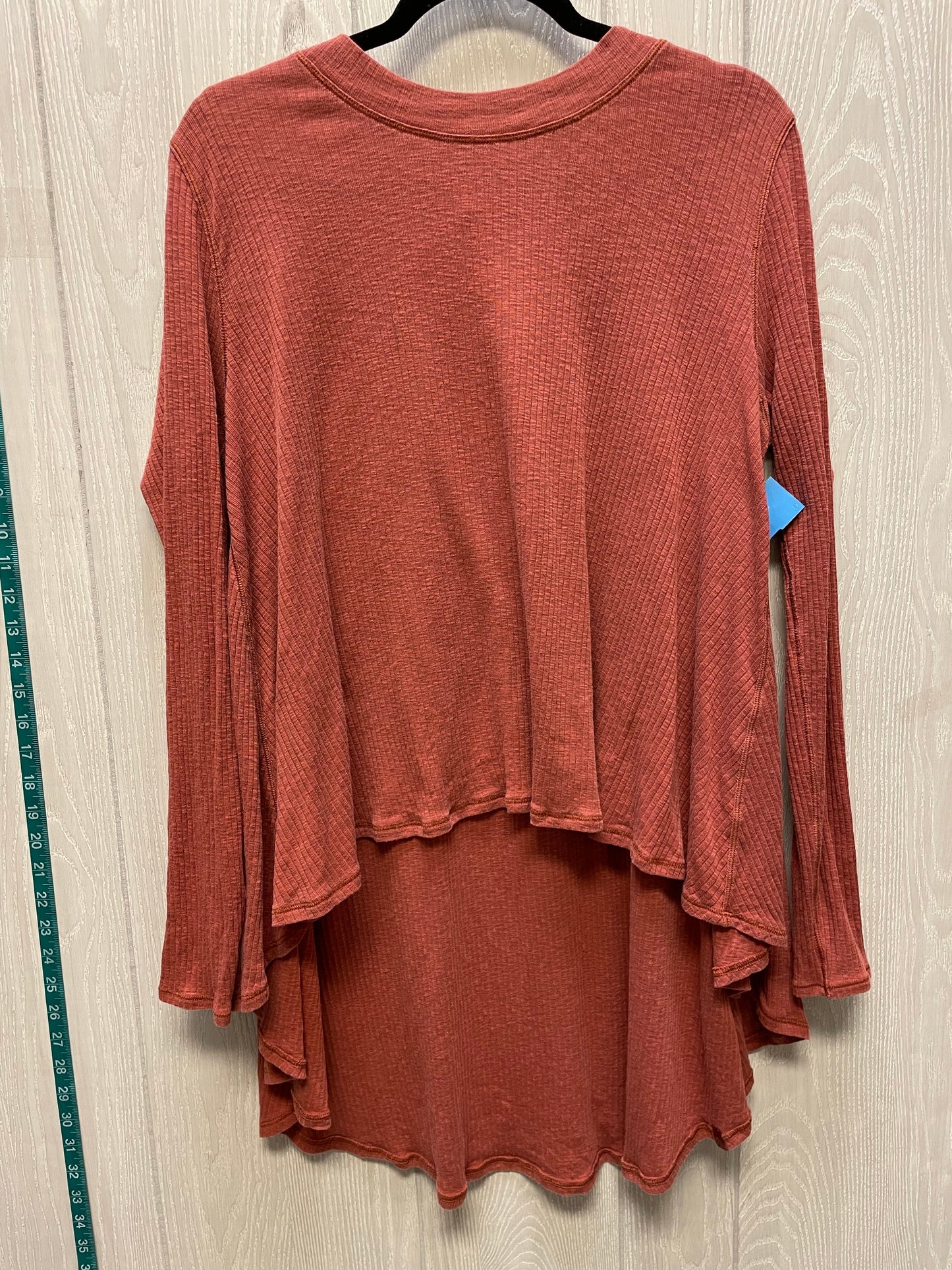 Top Long Sleeve By Lululemon In Red, Size: L