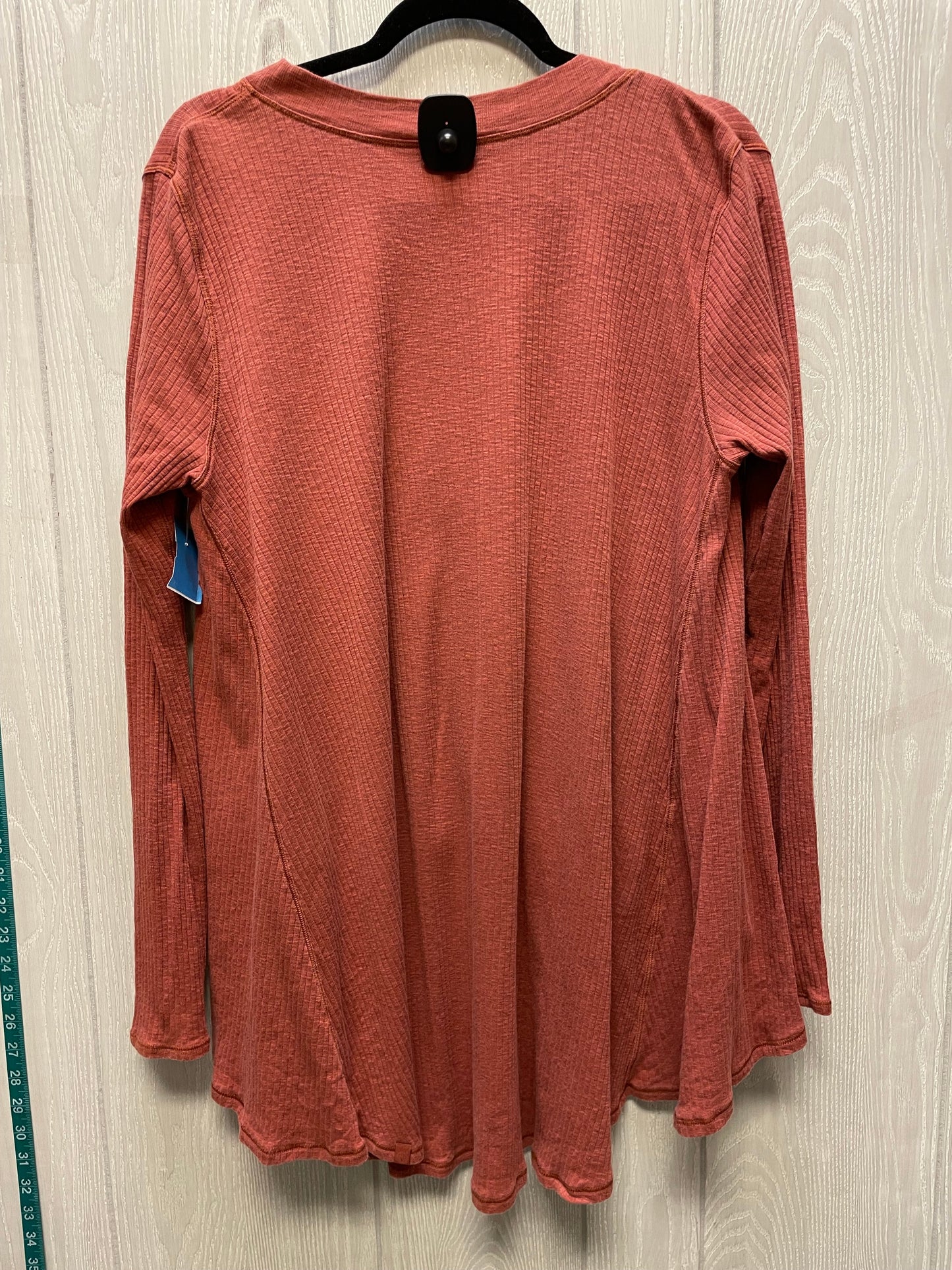 Top Long Sleeve By Lululemon In Red, Size: L