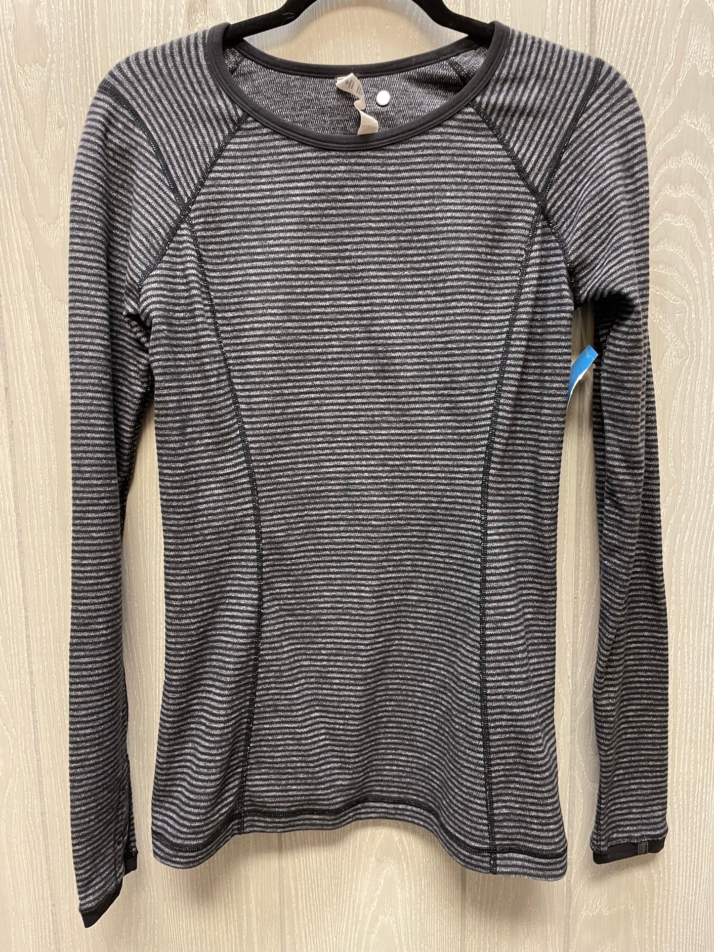 Athletic Top Long Sleeve Crewneck By Lululemon In Striped Pattern, Size: M