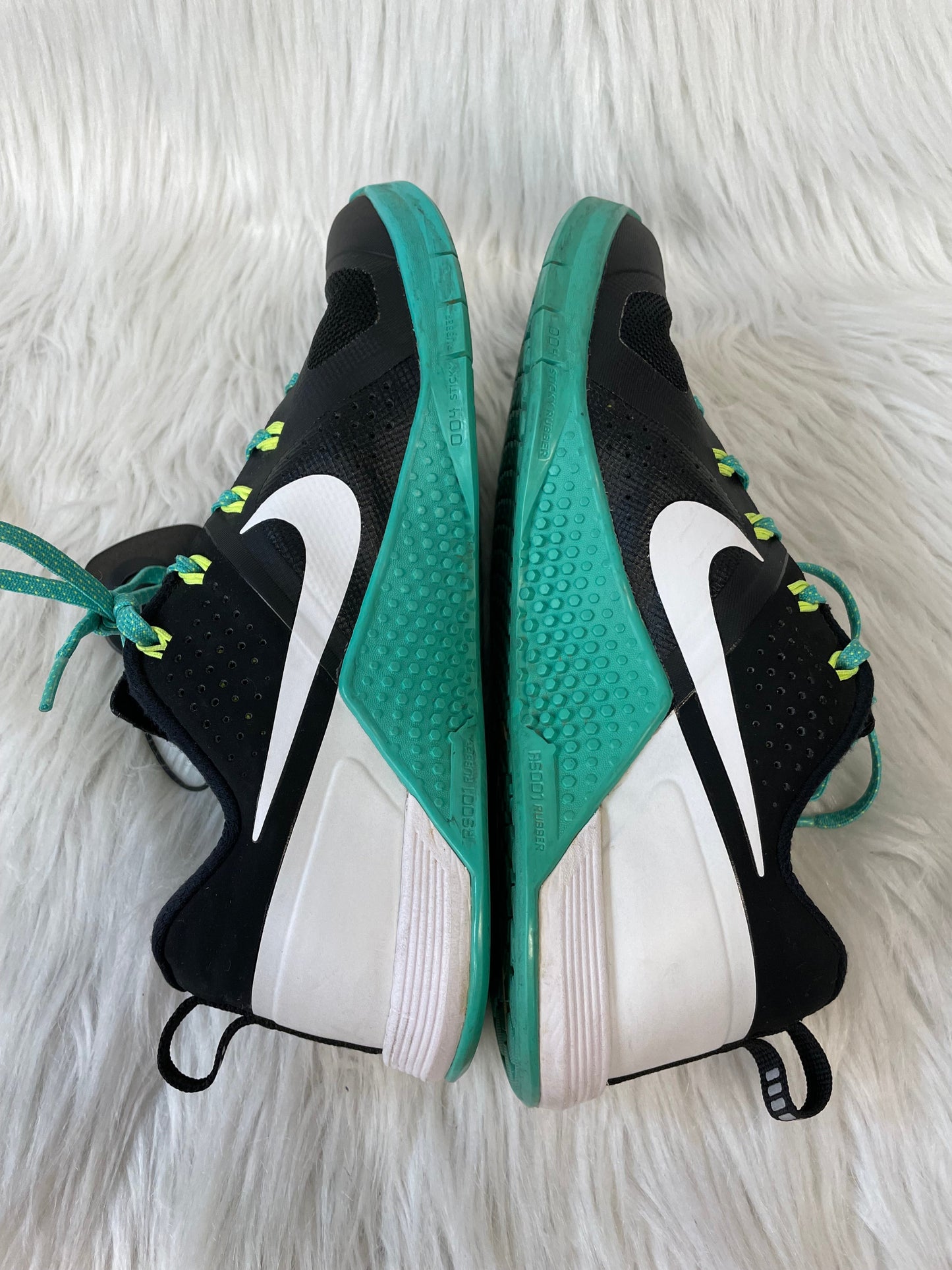 Shoes Athletic By Nike In Black & Green, Size: 8