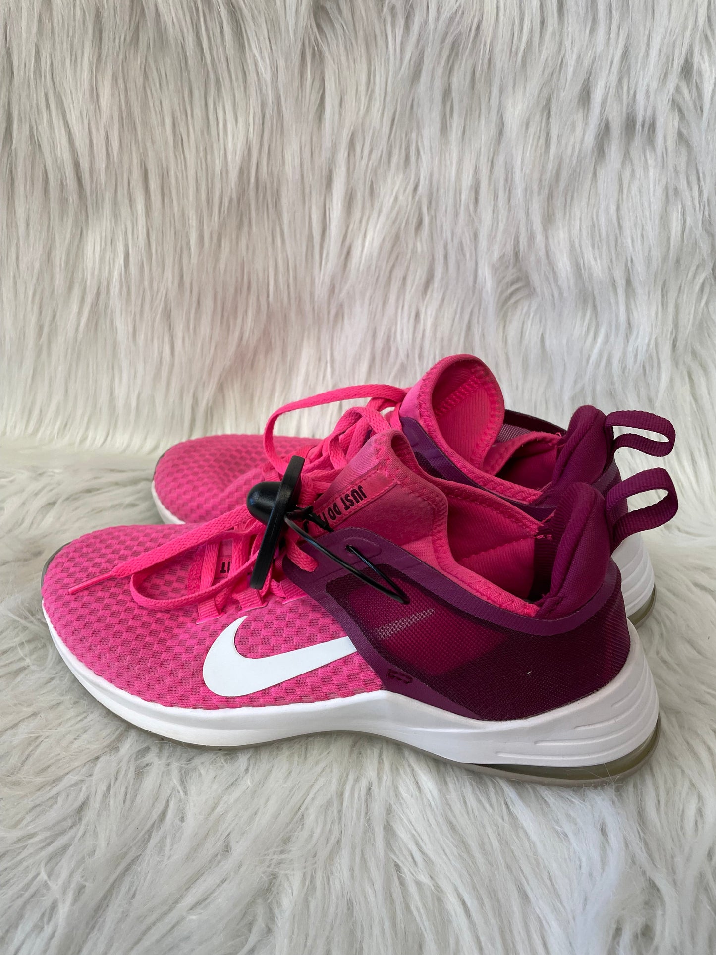 Shoes Athletic By Nike In Pink & Purple, Size: 7.5