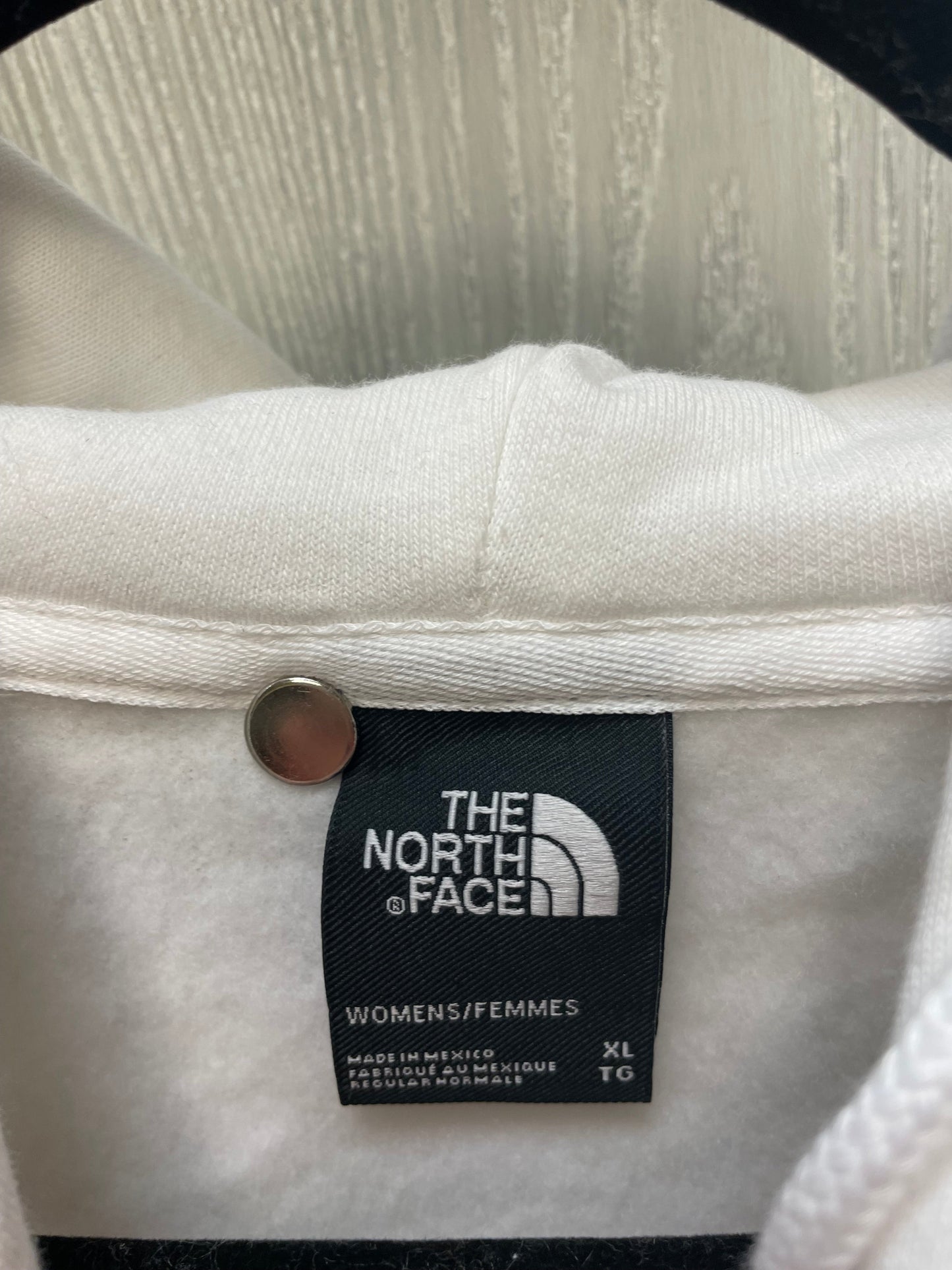 Sweatshirt Hoodie By The North Face In White, Size: Xl