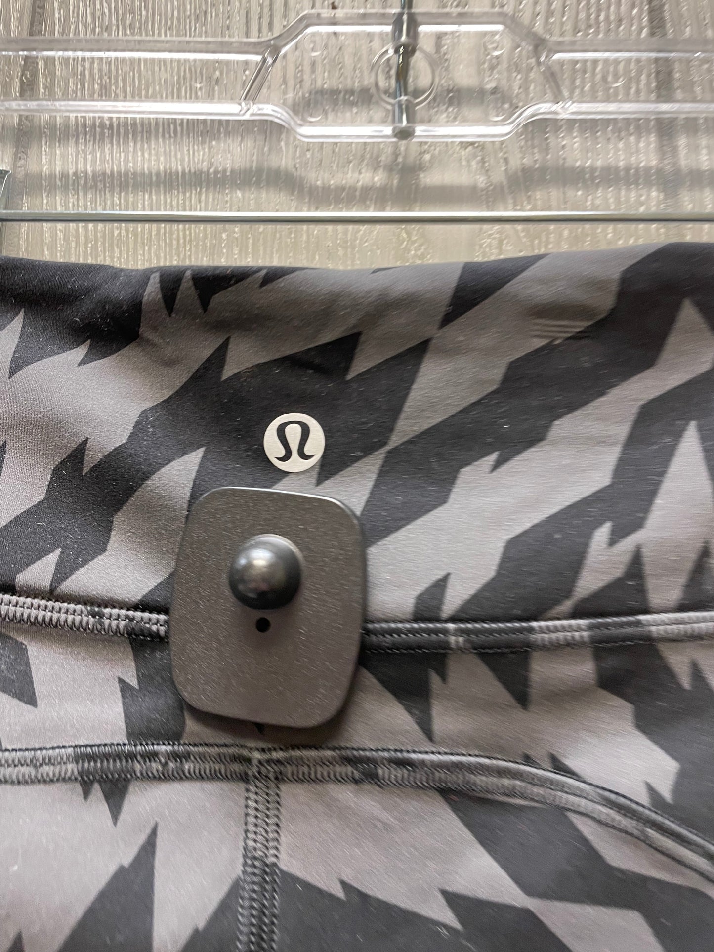 Athletic Leggings By Lululemon In Black & Grey, Size: S