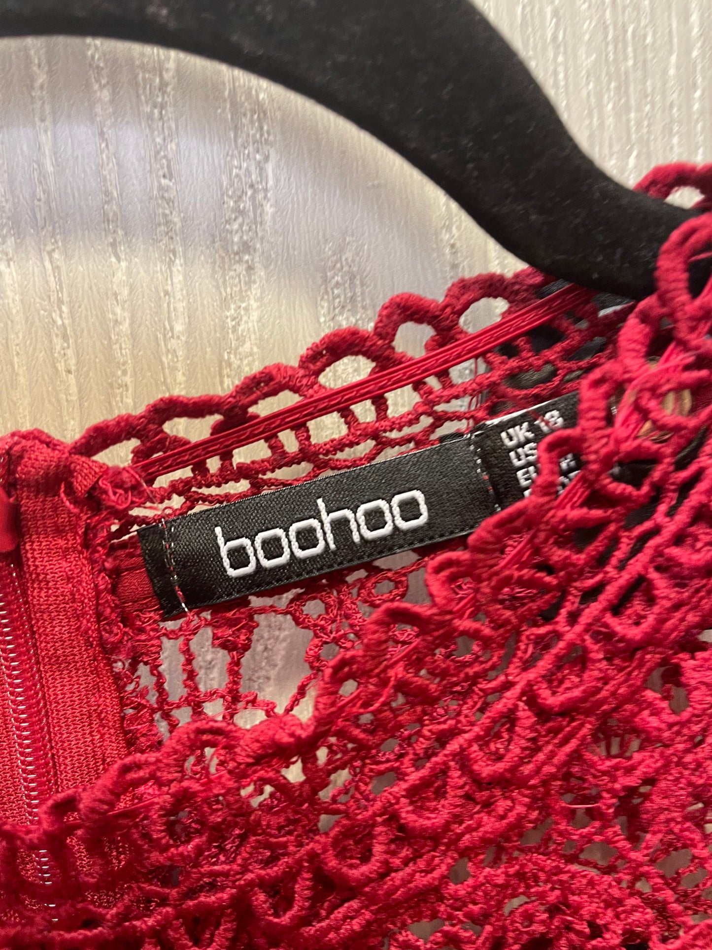 Dress Casual Short By Boohoo Boutique In Red, Size: L