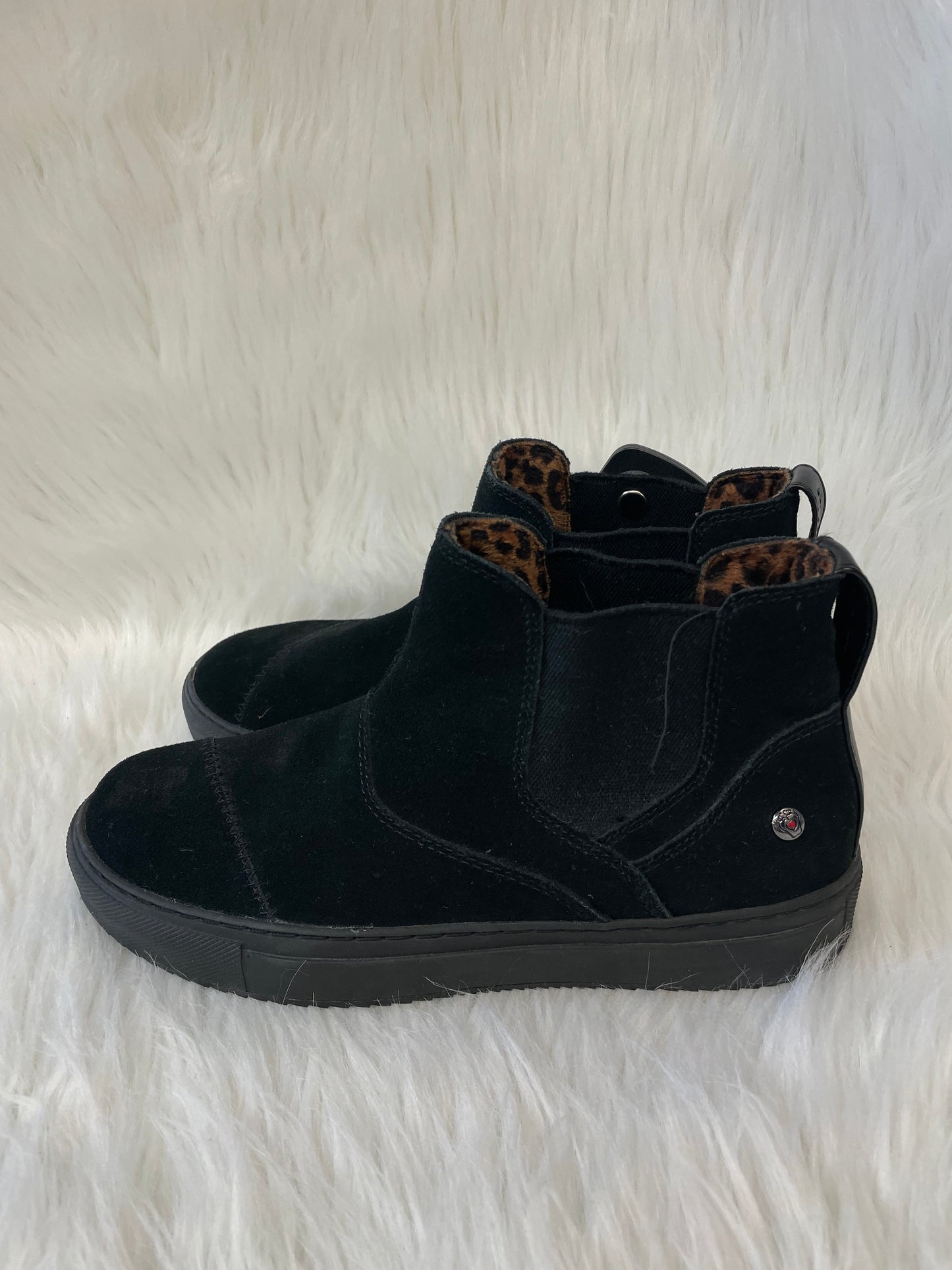 Shoes Sneakers By Bobs In Black, Size: 7.5