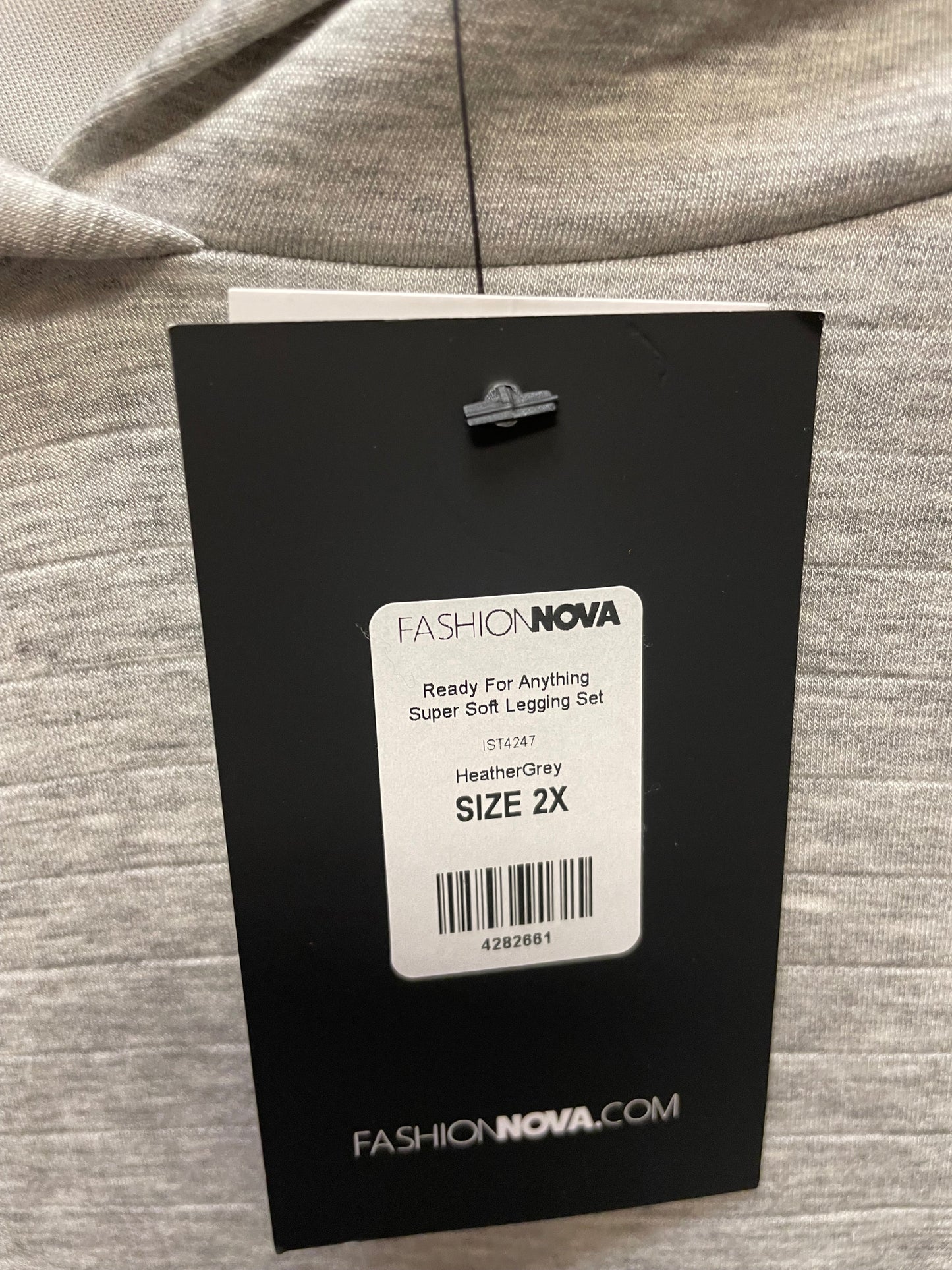 Sweatshirt Hoodie By Fashion Nova In Grey, Size: 2x