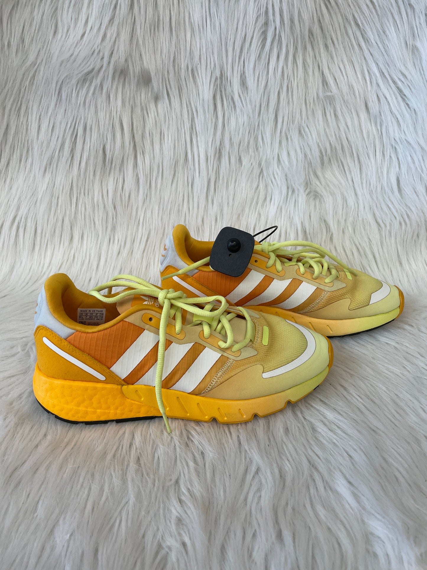 Gold Shoes Athletic Adidas, Size 8.5