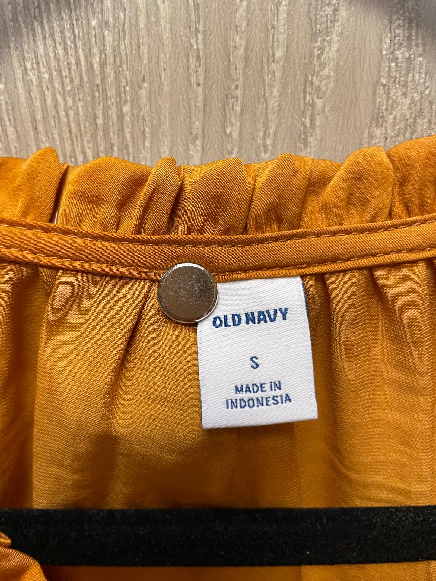 Dress Casual Short By Old Navy In Gold, Size: S