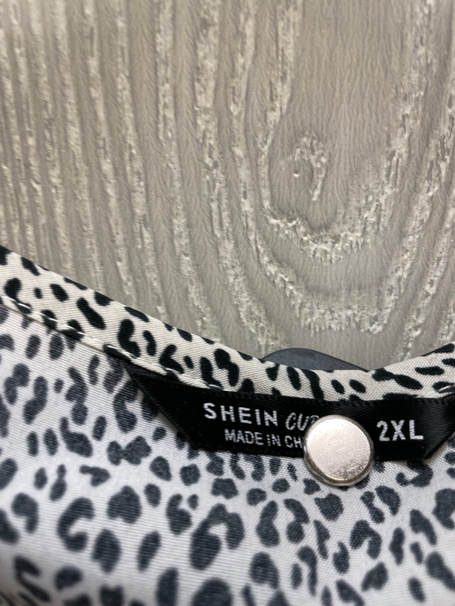 Top Long Sleeve By Shein In Animal Print, Size: 2x