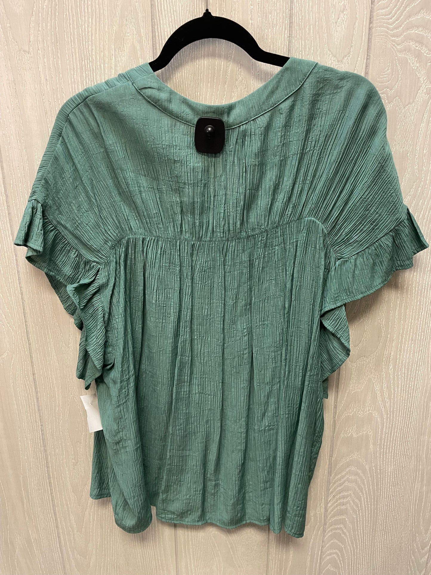 Top Short Sleeve By Gigio In Green, Size: M