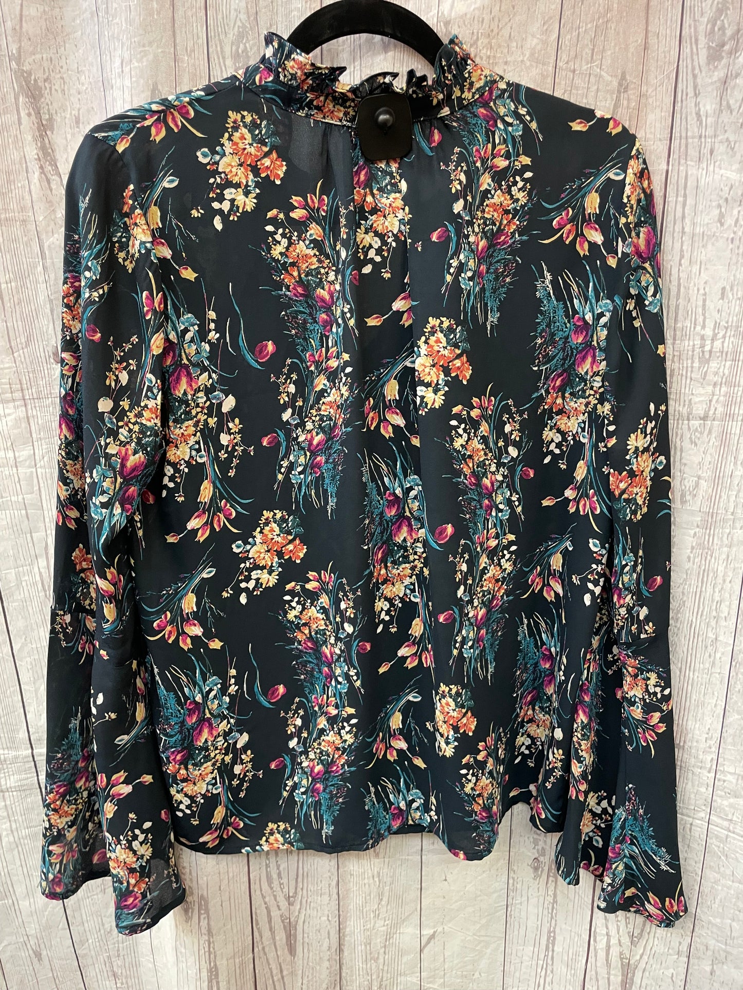 Blouse Long Sleeve By Clothes Mentor  Size: M