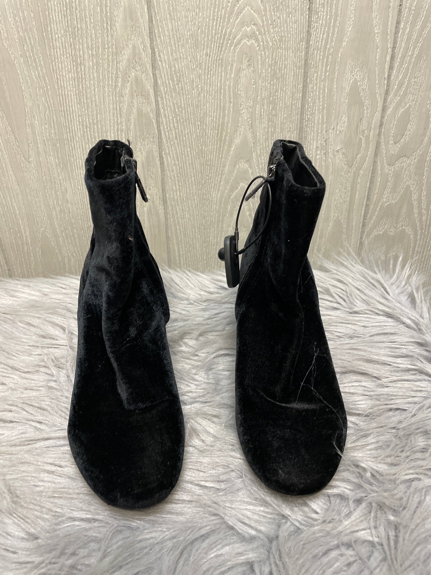 Boots Ankle Heels By Kenneth Cole In Black, Size: 7.5