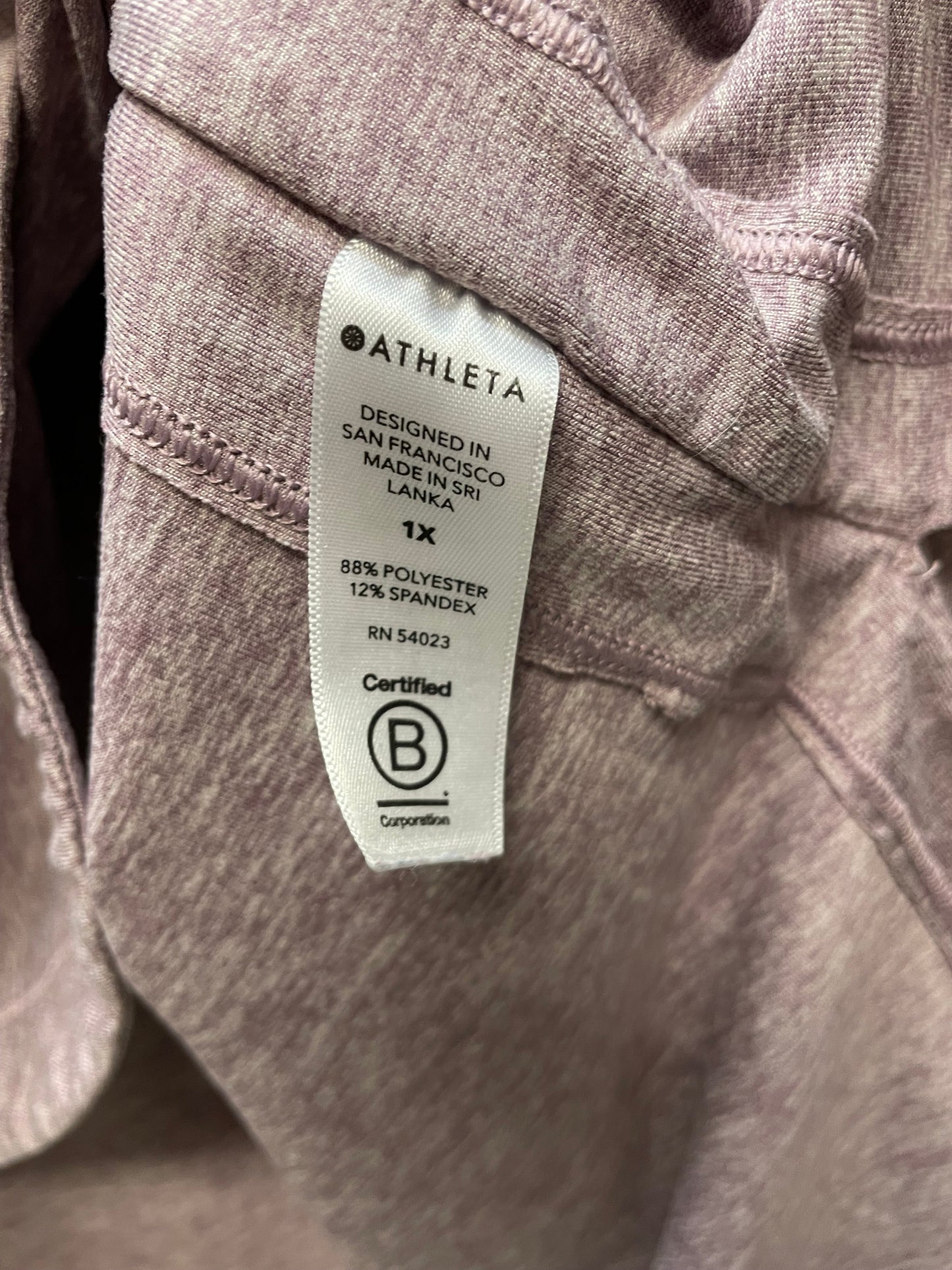 Athletic Top Long Sleeve Crewneck By Athleta In Purple, Size: 1x