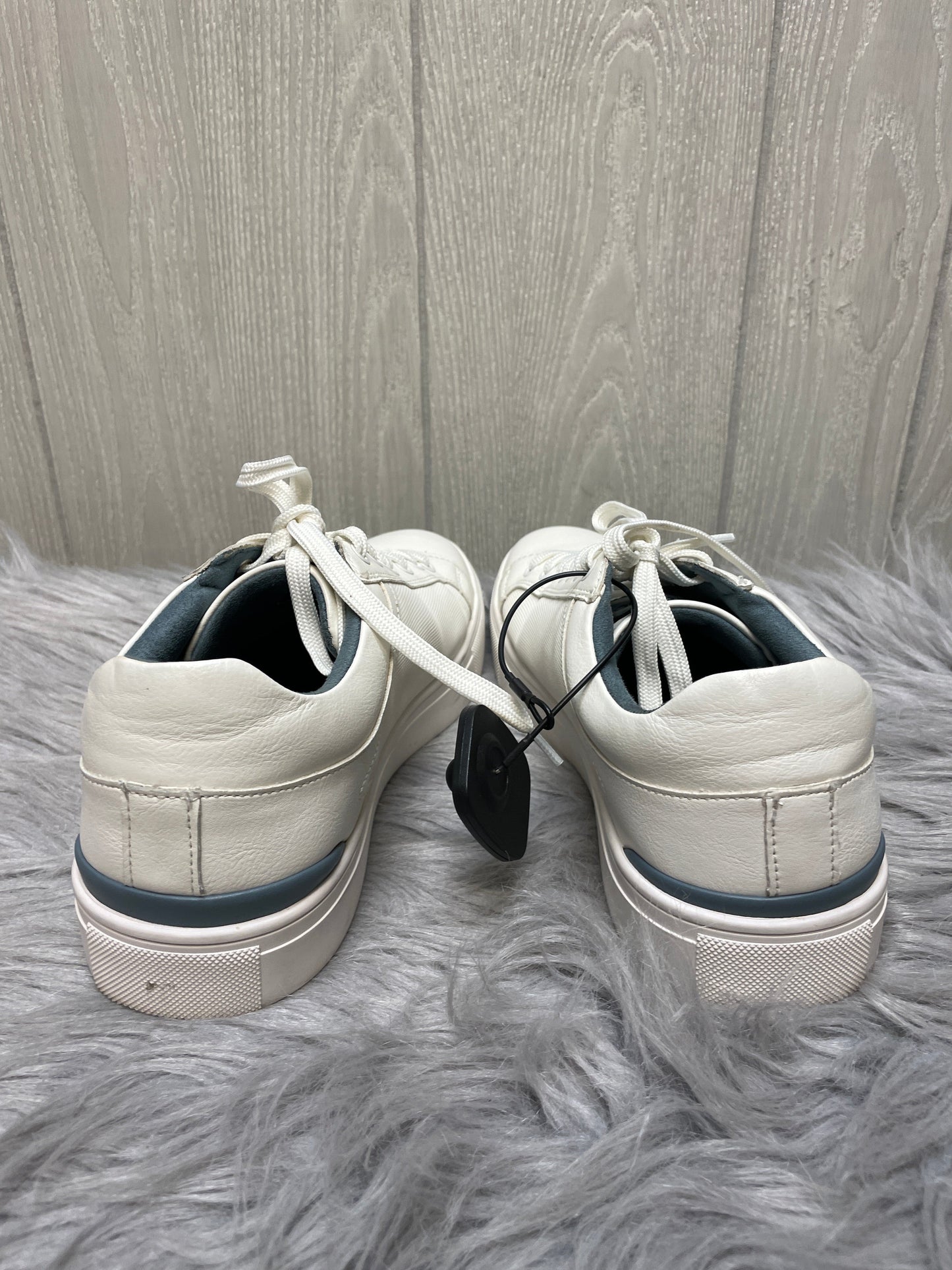 Shoes Sneakers By Aldo In White, Size: 8