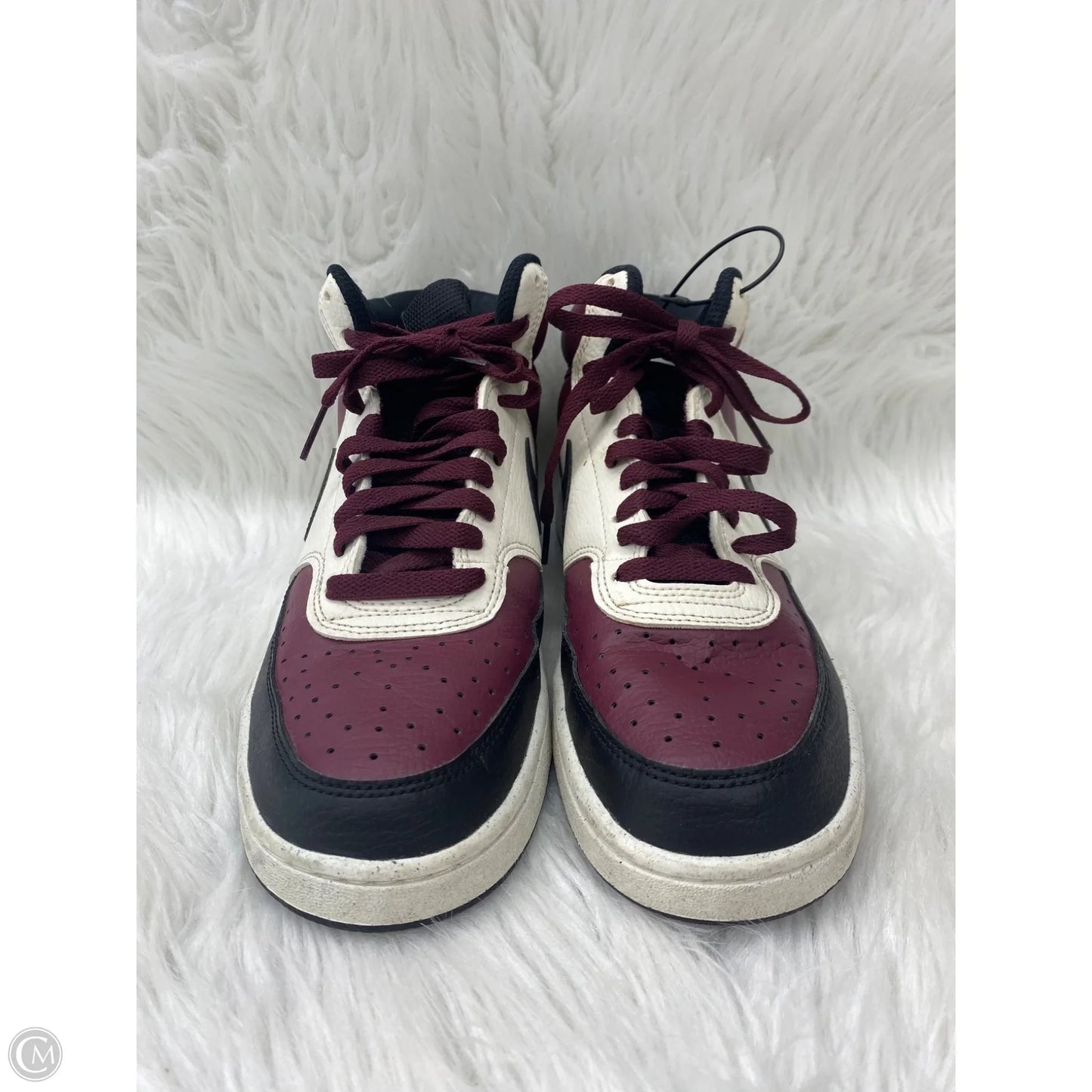 Shoes Sneakers By Nike In Maroon, Size: 10
