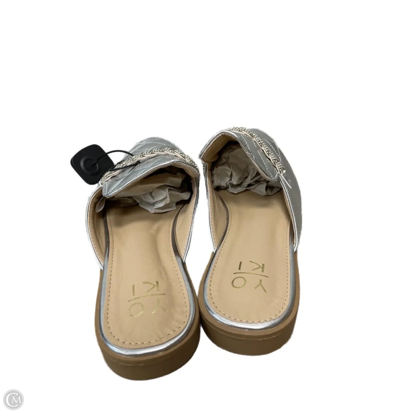 Shoes Flats By Yoki In Silver & Tan, Size: 7.5