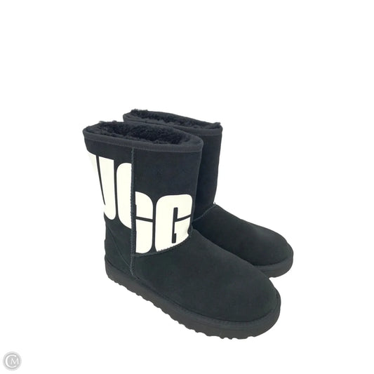 Boots Designer By Ugg In Black, Size: 8